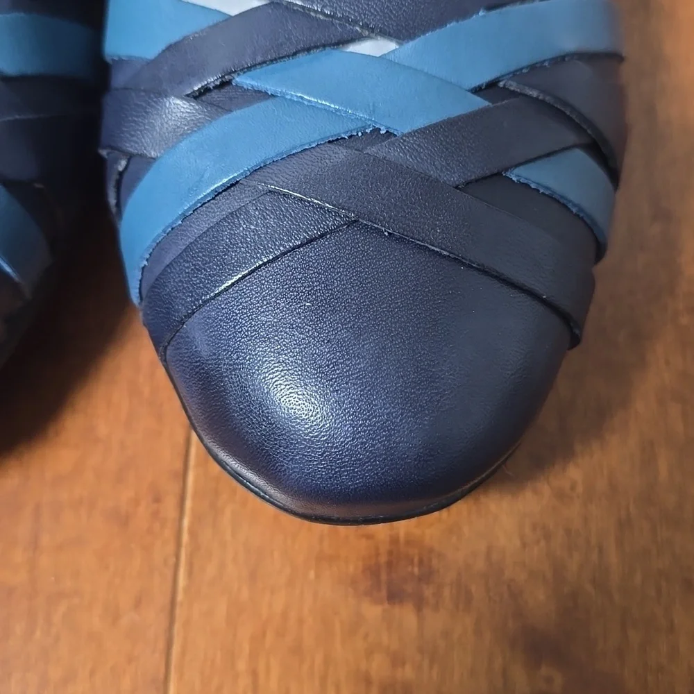 Clarks Sara Clover Navy Combination Leather Ballet Flats 6 NWT - Picture 3 of 11